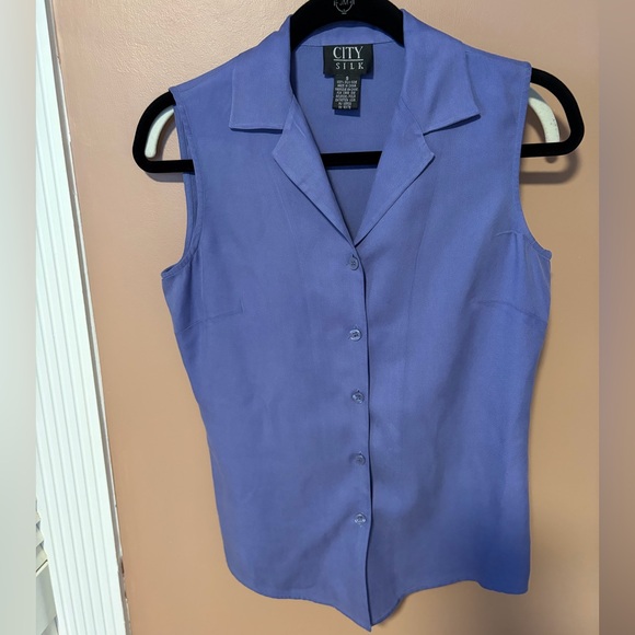 City Silk Tops - City Silk vintage purple sleeveless button-up top